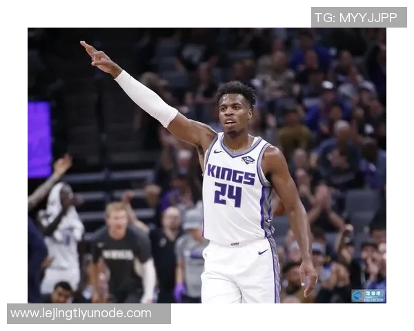 拉亚高度评价助教海因策称其在球队防守中发挥重要作用